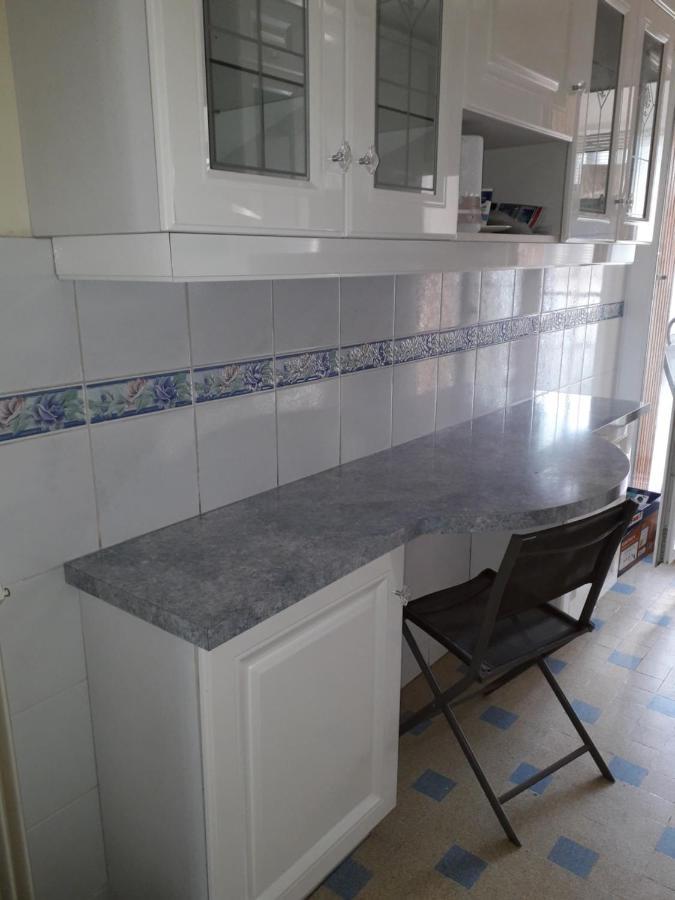 Chambre B2 Dans Un Appartement En Colocation Marseille Exterior photo
