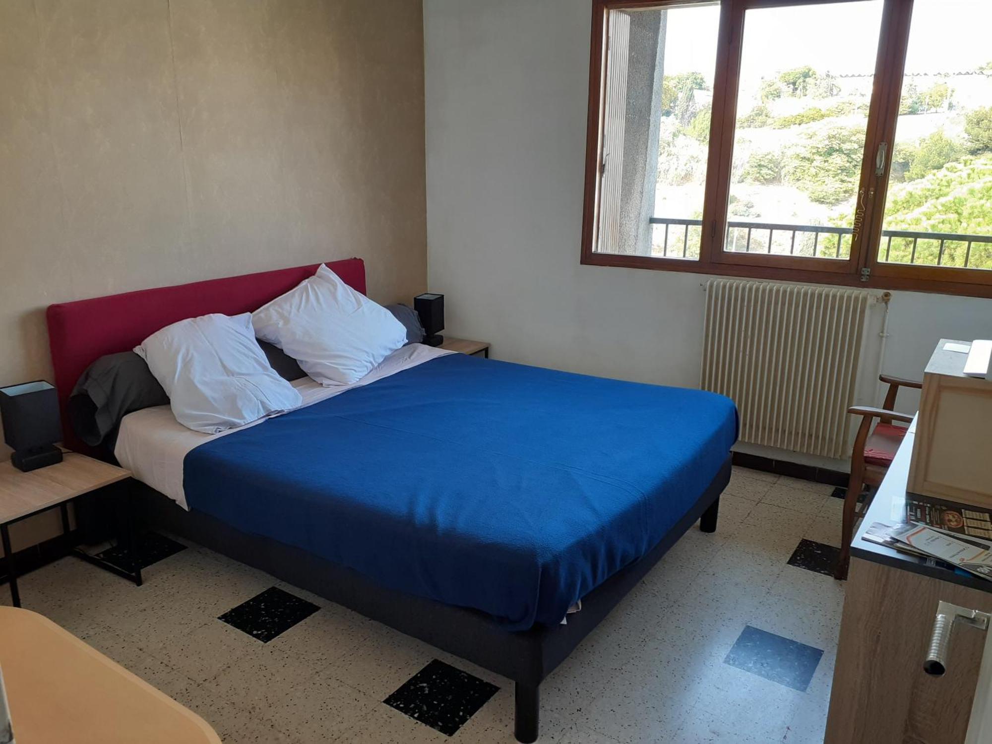 Chambre B2 Dans Un Appartement En Colocation Marseille Room photo
